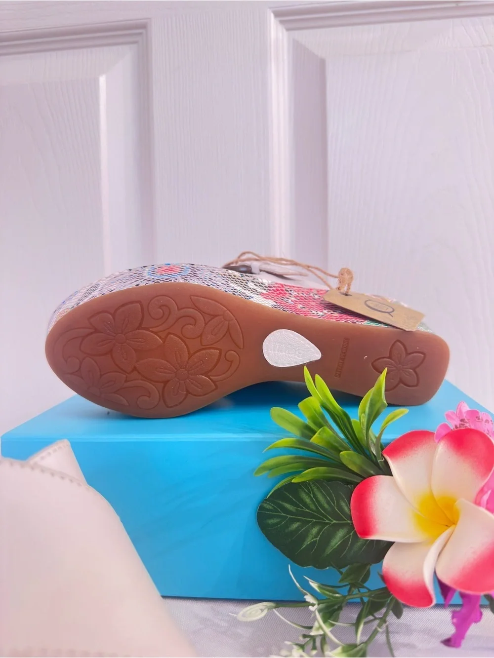 White Slip-On Platform Wedge Sandals w/Brass Buckles and Floral Mosaic Design